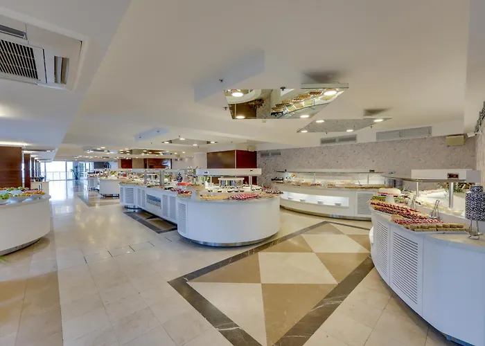 Royal Asarlik Beach Hotel